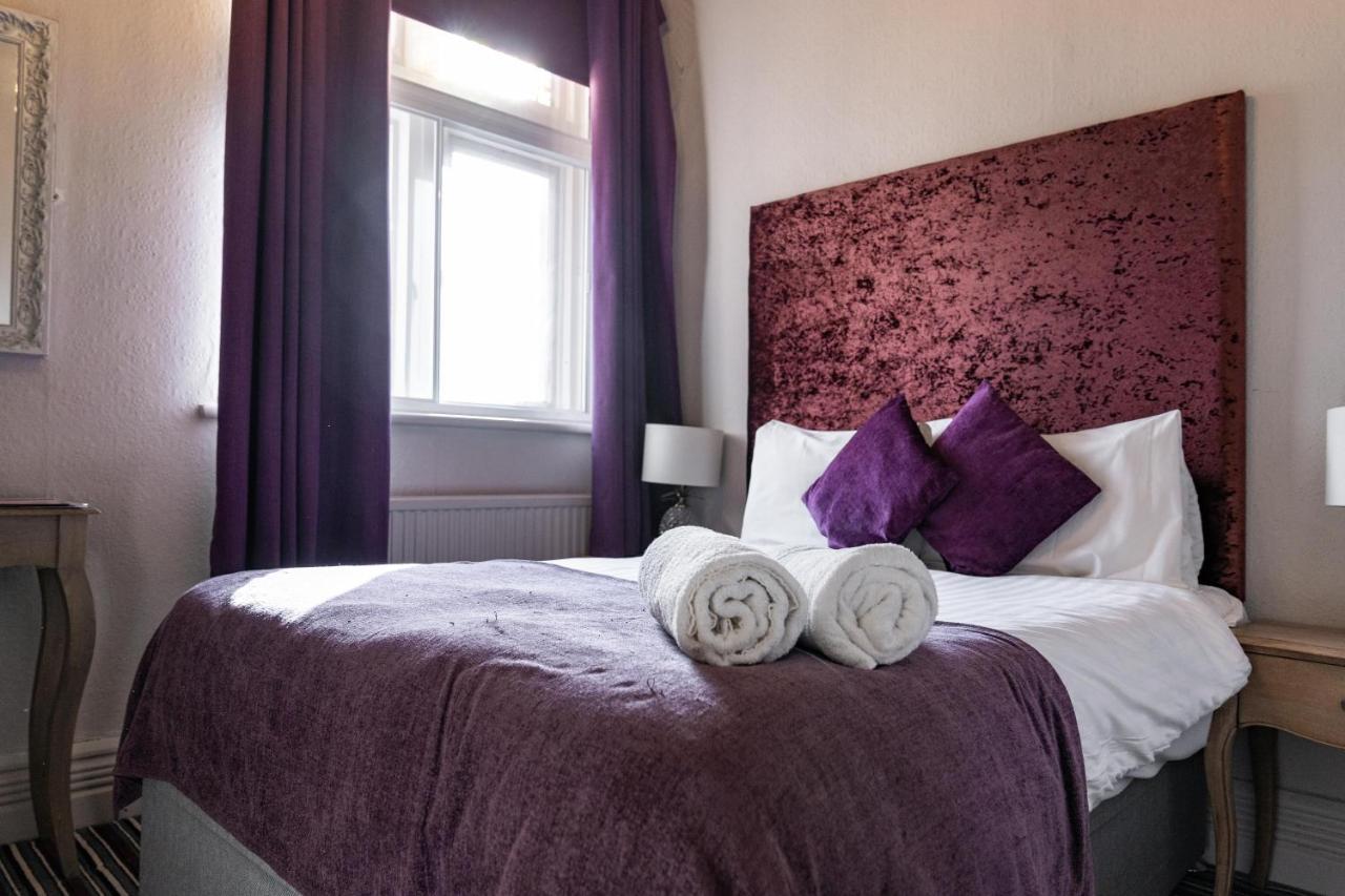 The Royal Hotel Crewe, A Brilliant Collection, Powered By Oyo Екстериор снимка